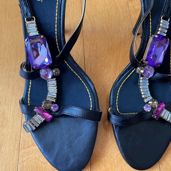 Nine West Rhinestone heels. - Picture 2 of 5